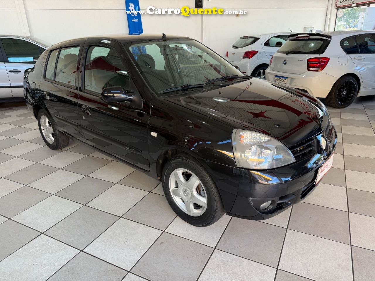 Clio Sedan Privilége 1.6 16V (flex) 2009/2008 Renault - Loja