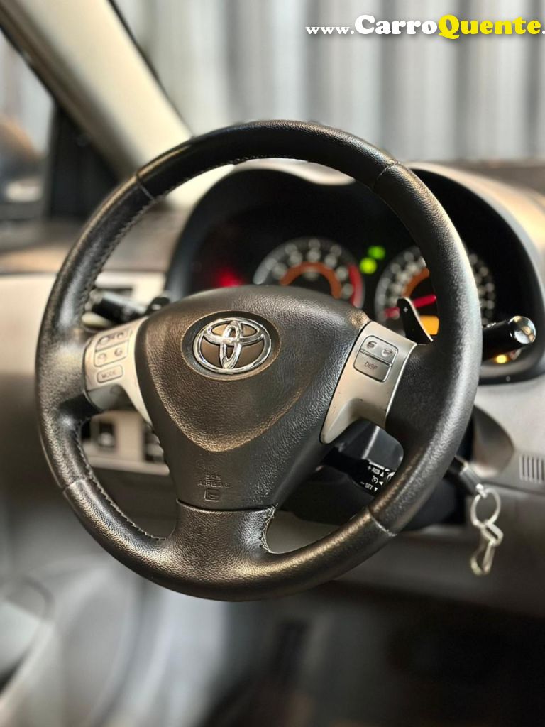 TOYOTA   COROLLA XEI 2.0 FLEX 16V AUT.   VERDE 2014 2.0 FLEX - Loja
