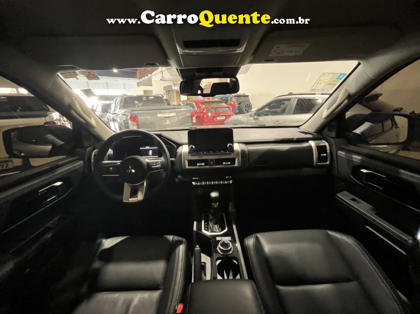 Mitsubishi TRITON 2.4 BITURBO DIESEL CD HPE-S 4X4 AUTOMÁTICO - Loja