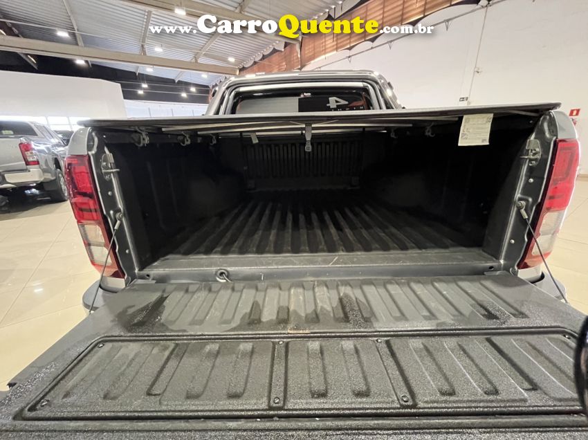 Mitsubishi TRITON 2.4 BITURBO DIESEL CD HPE-S 4X4 AUTOMÁTICO - Loja