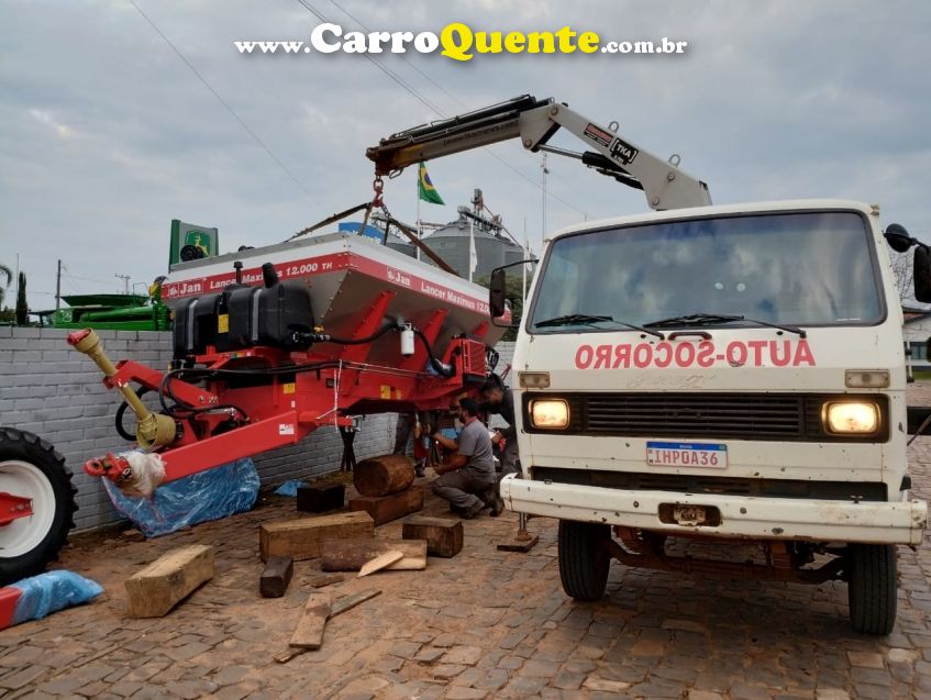 Volkswagen 7110 VW 7110 Munck Plataforma - Loja