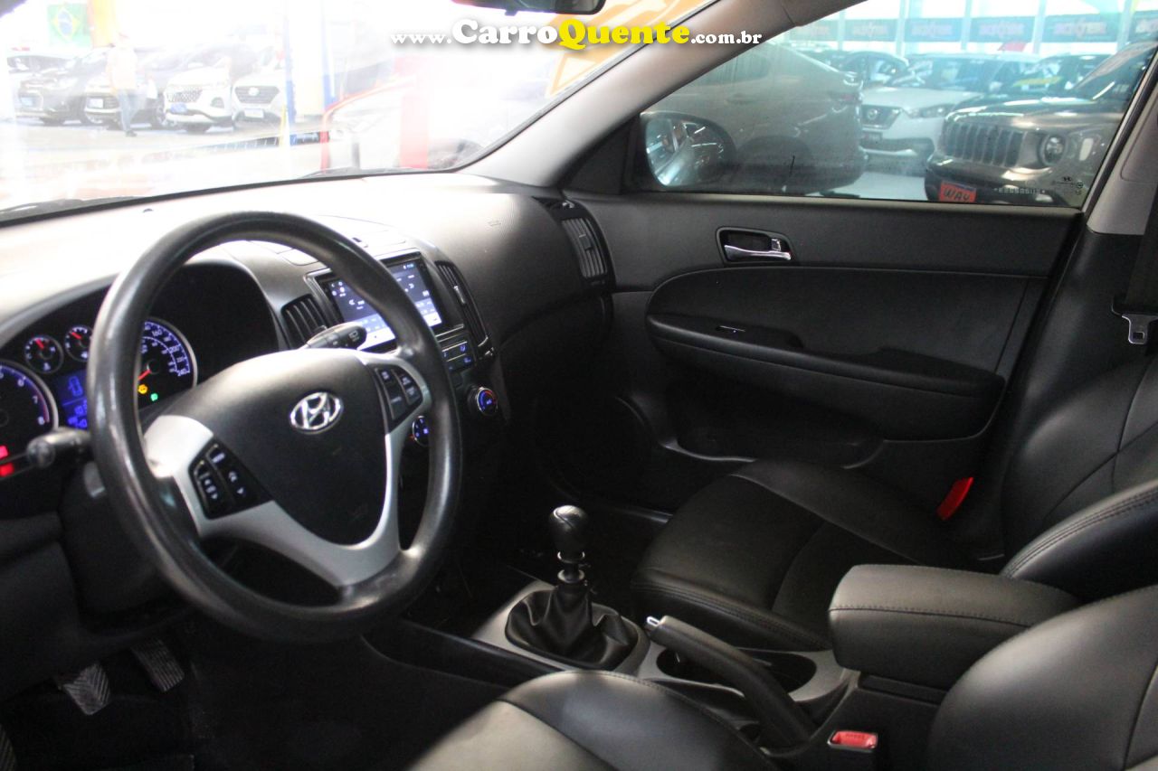 HYUNDAI I30 2.0 MPI 16V 2011 - Loja