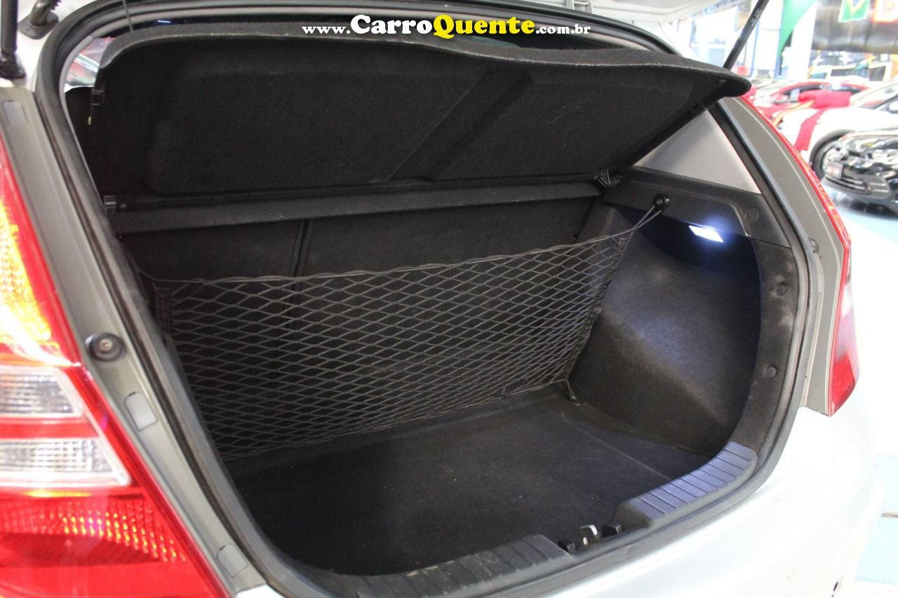 HYUNDAI I30 2.0 MPI 16V 2011 - Loja