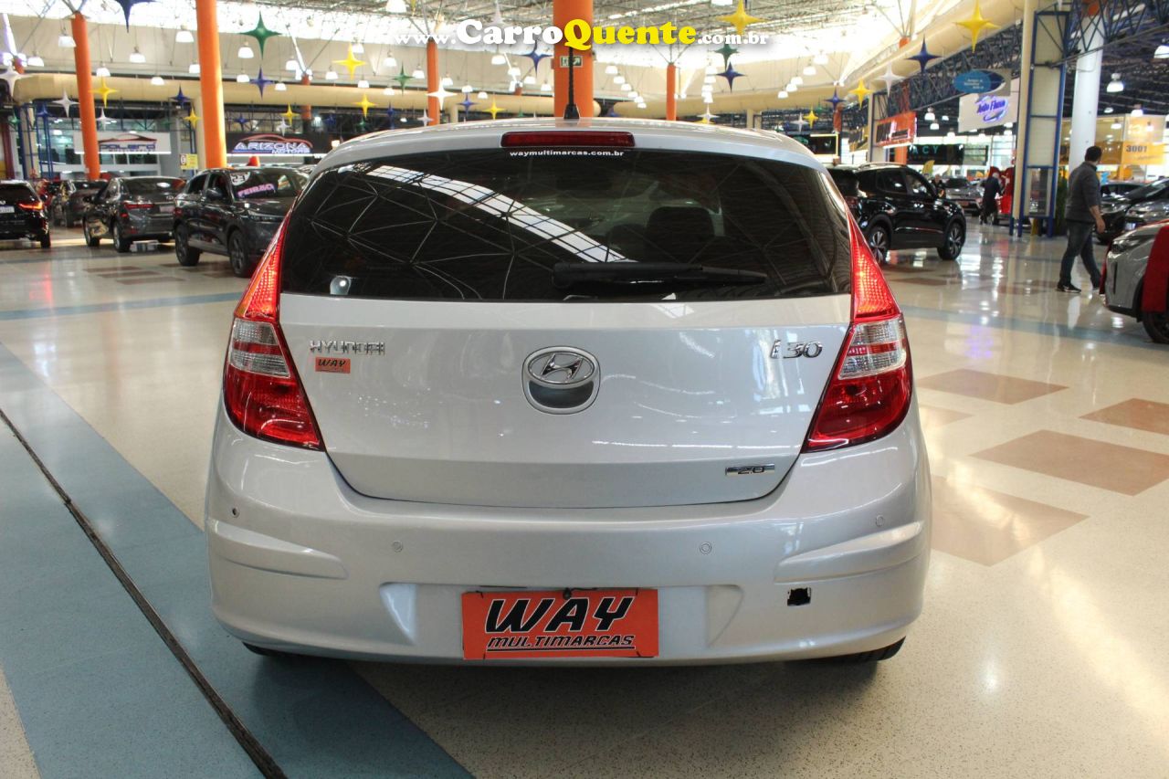 HYUNDAI I30 2.0 MPI 16V 2011 - Loja