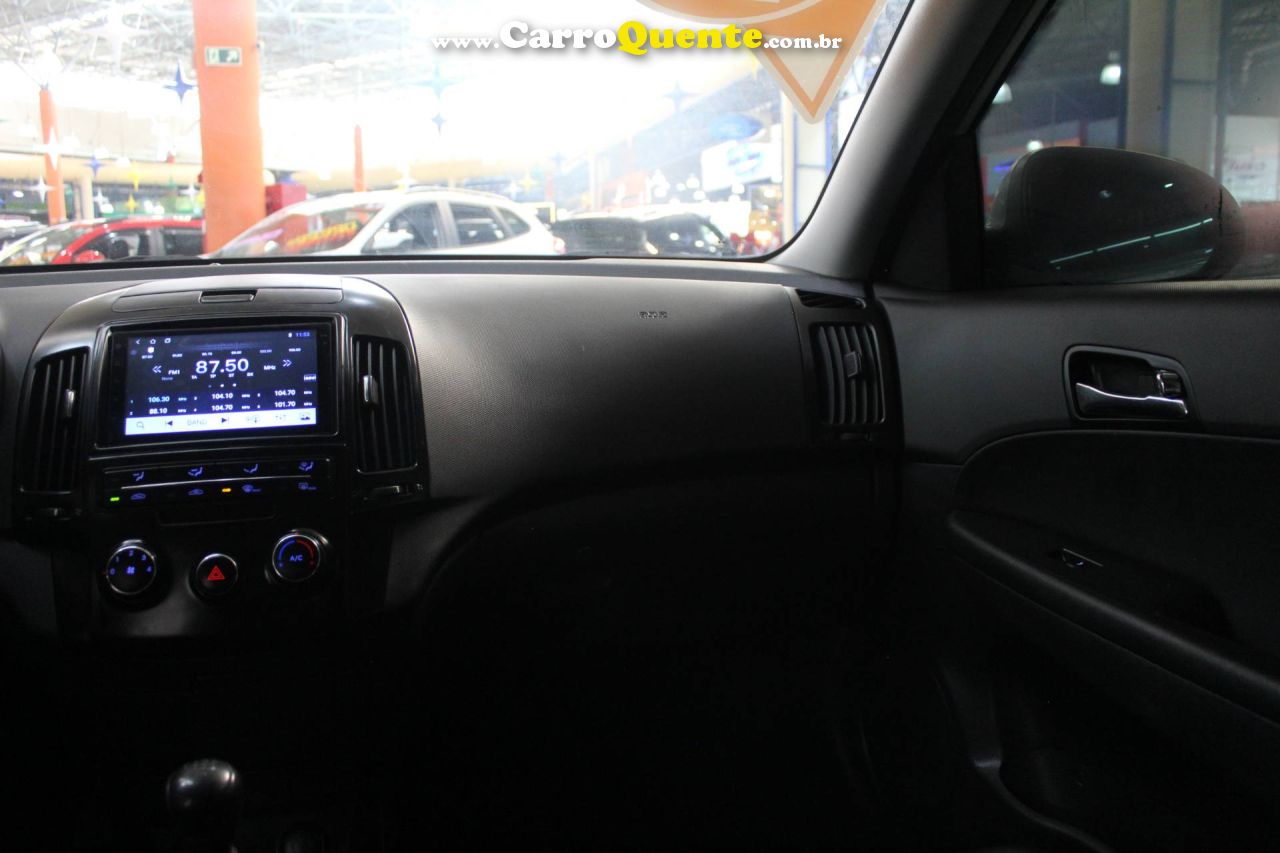 HYUNDAI I30 2.0 MPI 16V 2011 - Loja