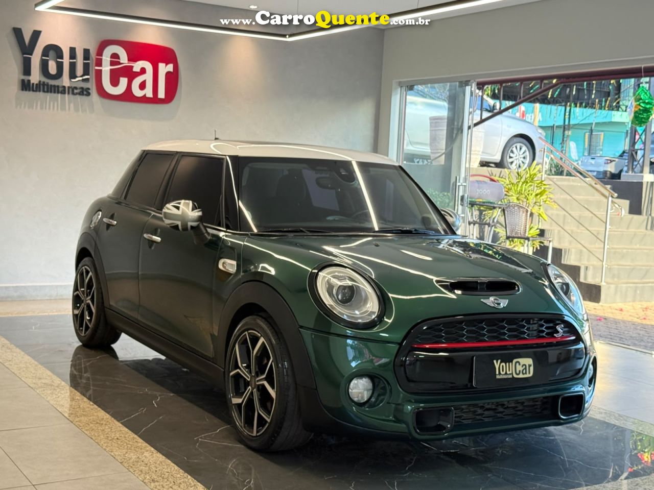MINI   COOPER S 2.0 TURBO 16V 5P AUT.   VERDE 2016 2.0 GASOLINA - Loja