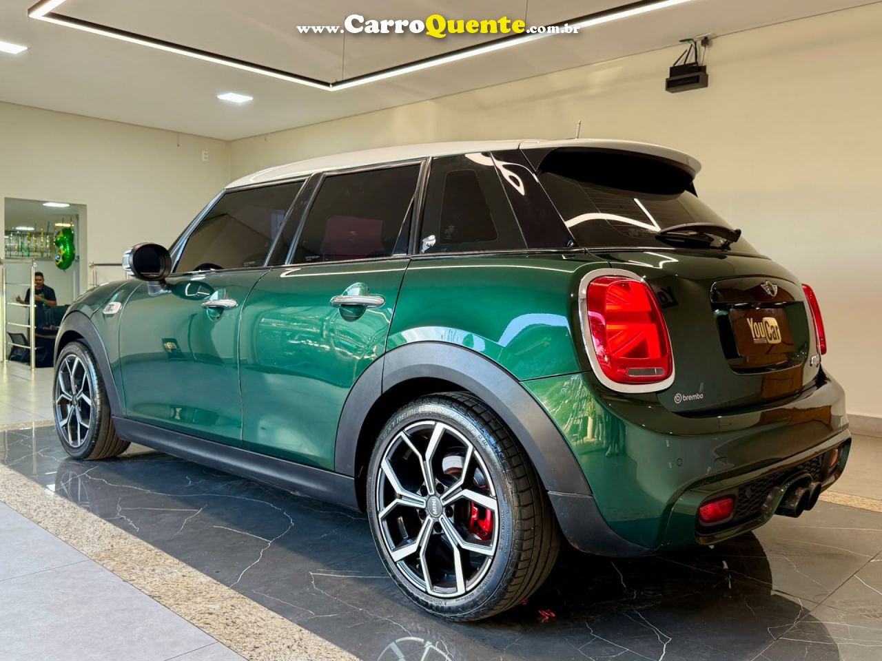 MINI   COOPER S 2.0 TURBO 16V 5P AUT.   VERDE 2016 2.0 GASOLINA - Loja