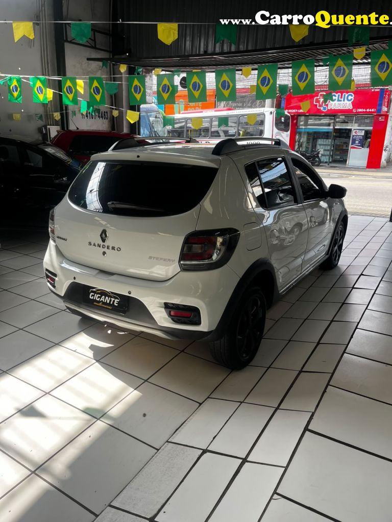 RENAULT   SANDERO STEPWAY HI-POWER 1.6 8V 5P   BRANCO 2015 1.6 FLEX - Loja