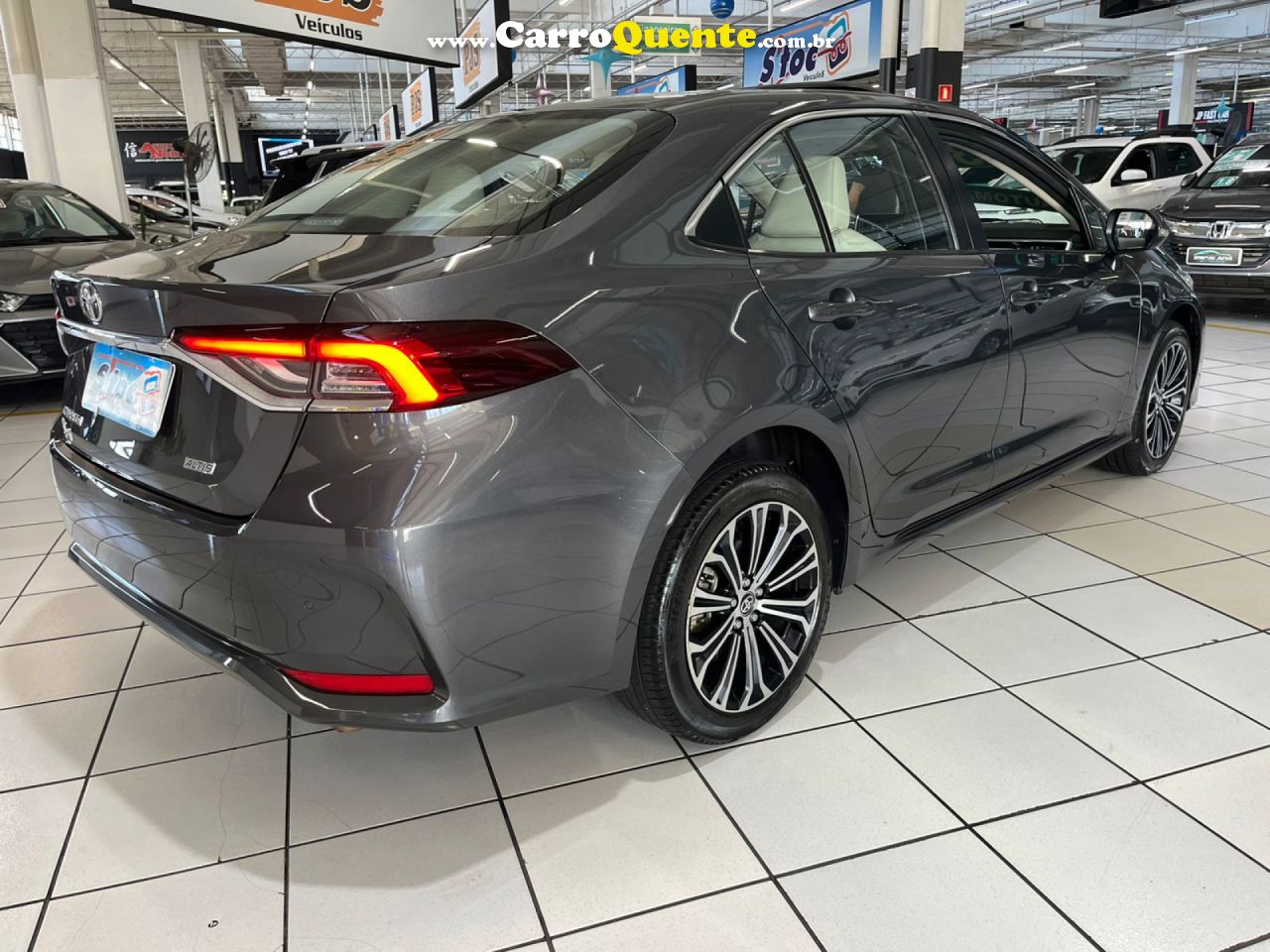 TOYOTA   COROLLA ALTISA.PREMIU. 2.0 FLEX 16V AUT   CINZA 2023 2.0 FLEX - Loja