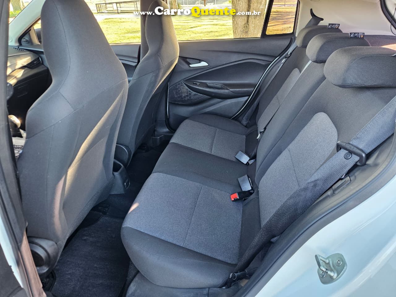 CHEVROLET   ONIX HATCH 1.0 12V FLEX 5P MEC.   BRANCO 2022 1.0 FLEX - Loja
