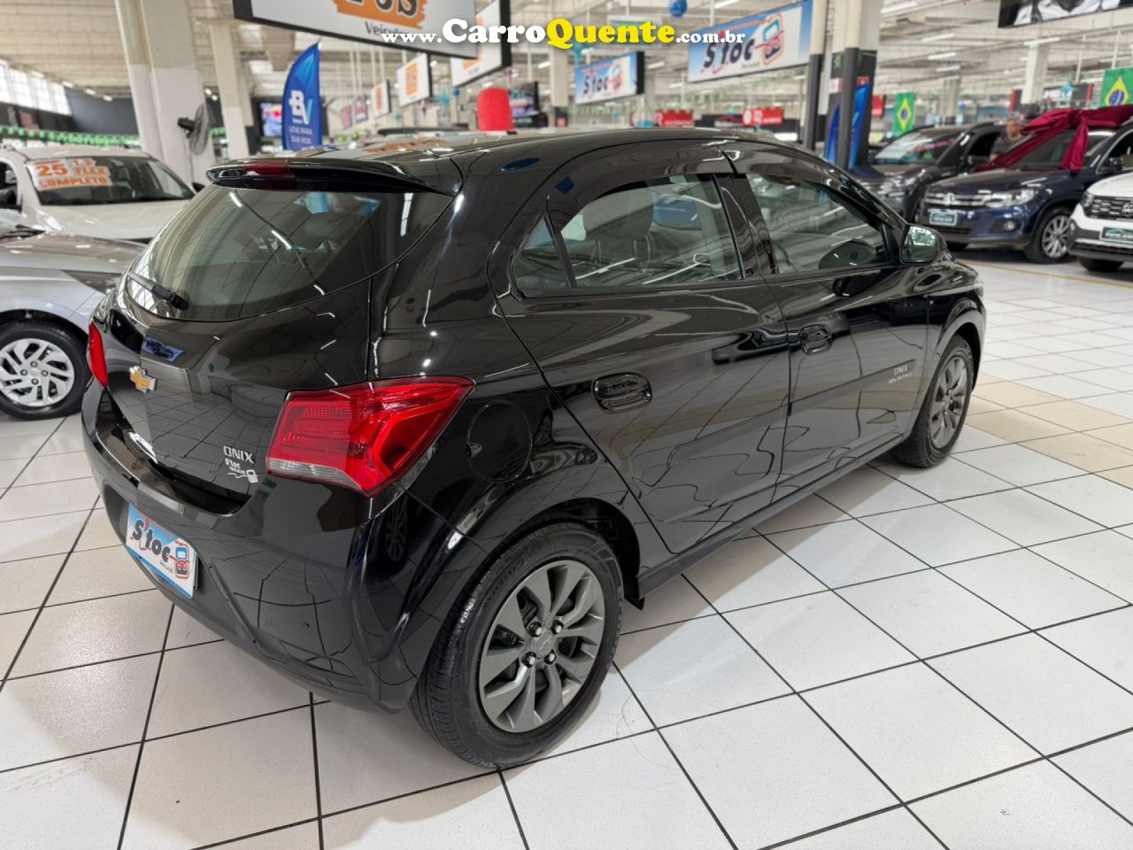 CHEVROLET   ONIX HATCH ADVANTAGE 1.4 8V FLEX 5P AUT.   PRETO 2019 1.4 FLEX - Loja