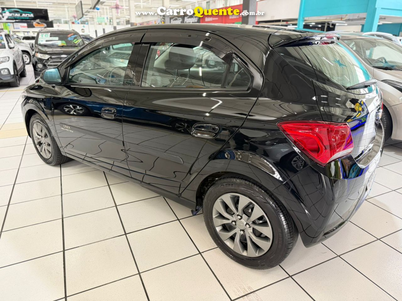 CHEVROLET   ONIX HATCH ADVANTAGE 1.4 8V FLEX 5P AUT.   PRETO 2019 1.4 FLEX - Loja