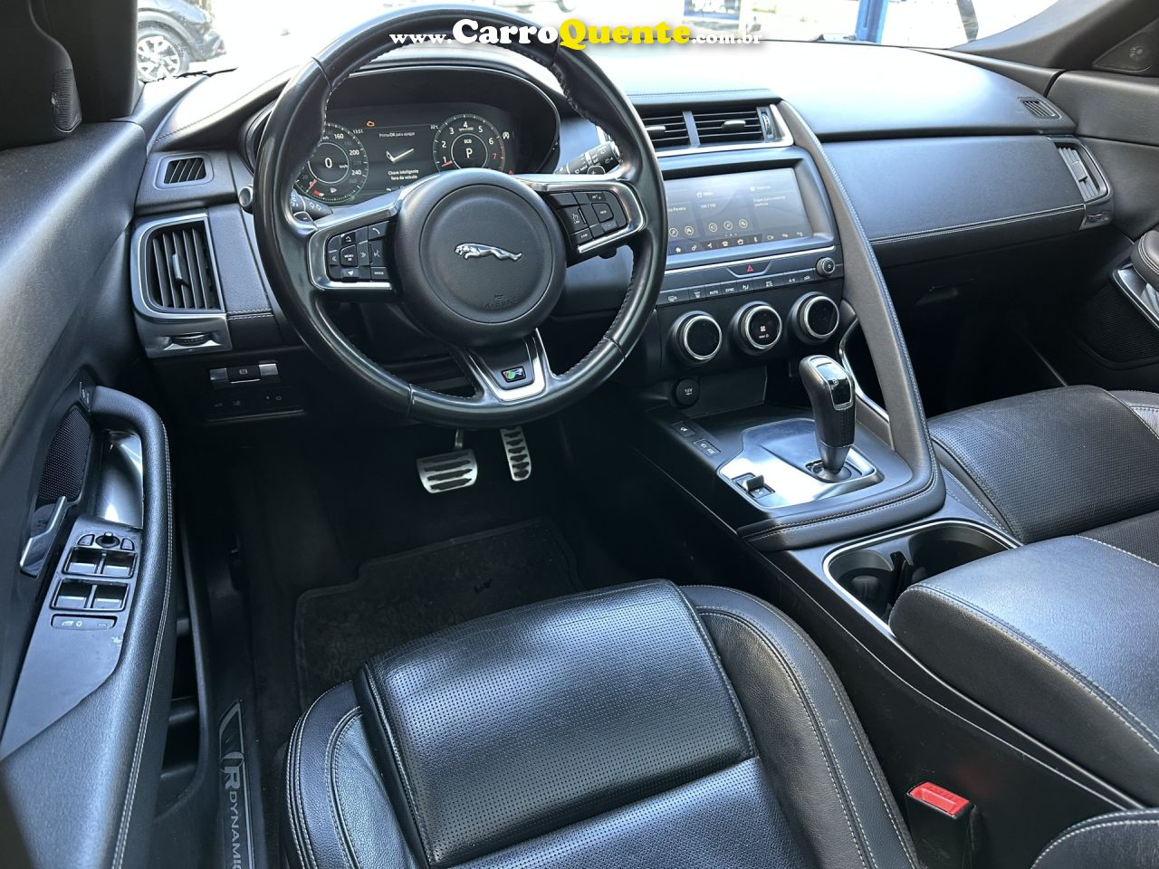 JAGUAR   JAGUAR E-PACE 2.0 16V P250 GASOLINA R-DYNAMIC S AWD AUTOMÁTICO   CINZA 2018 2.0 T GASOLINA - Loja