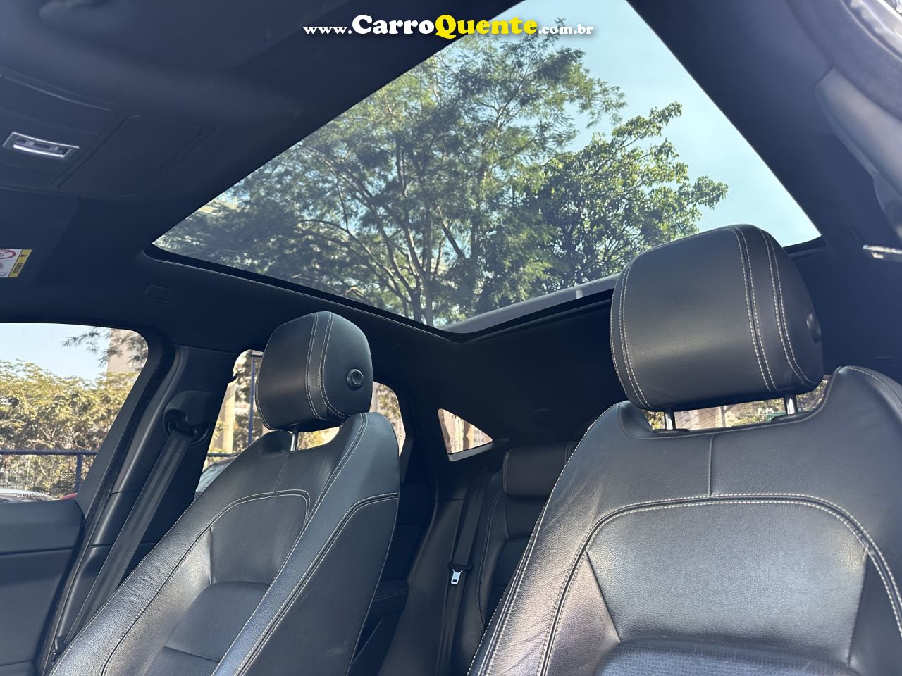 JAGUAR   JAGUAR E-PACE 2.0 16V P250 GASOLINA R-DYNAMIC S AWD AUTOMÁTICO   CINZA 2018 2.0 T GASOLINA - Loja