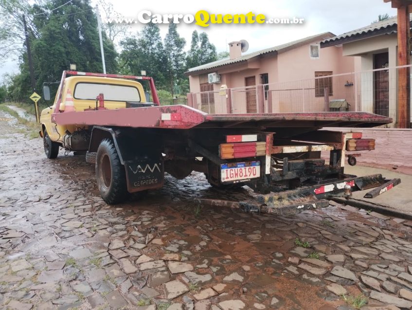 Ford F 4000 F-4000 TURBO MWM 2pPlataforma - Loja