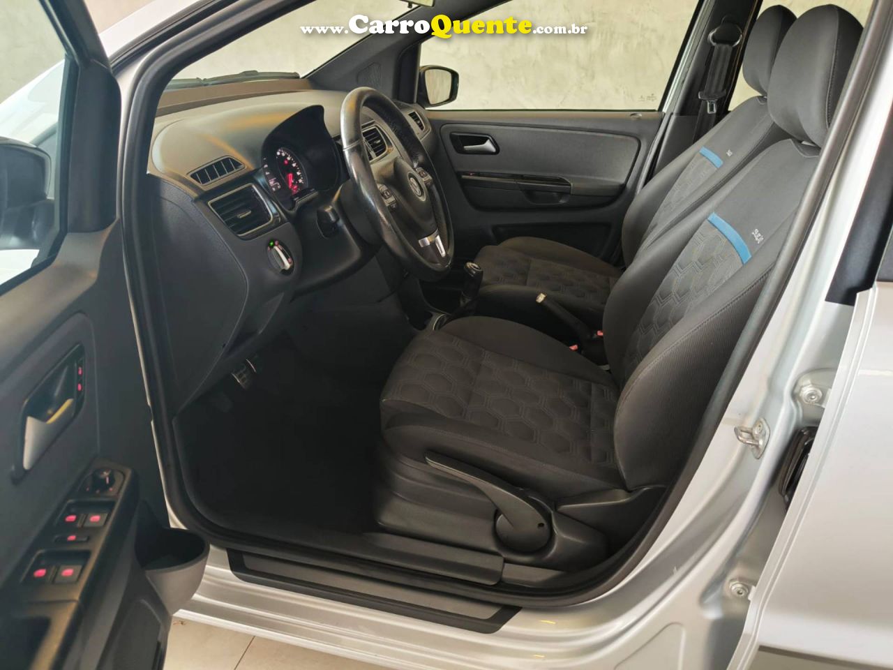 VOLKSWAGEN FOX 2014/2014 - Loja