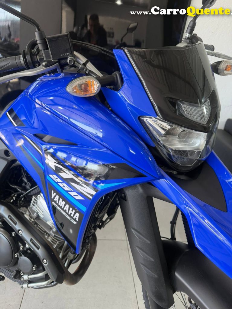 YAMAHA    XTZ 250 LANDER   AZUL 2024 250 FLEX - Loja