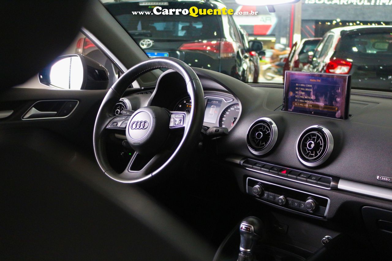 AUDI   A3 SPORTB. S-LINE LIMITED 1.4 TFSI TIP.   PRETO 2020 1.4 GASOLINA - Loja