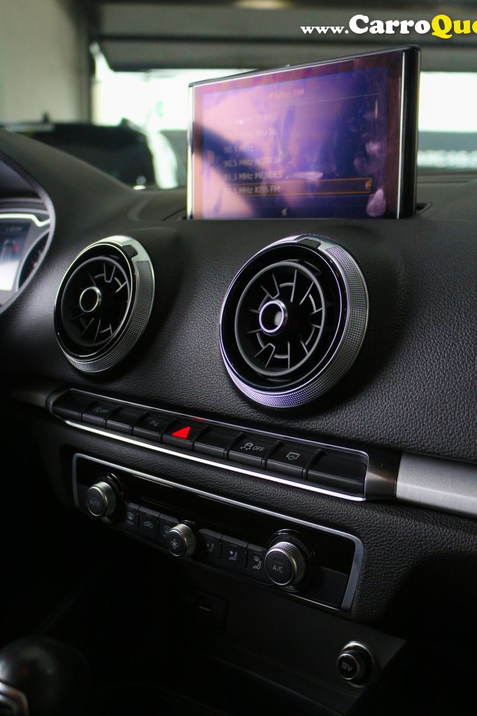 AUDI   A3 SPORTB. S-LINE LIMITED 1.4 TFSI TIP.   PRETO 2020 1.4 GASOLINA - Loja