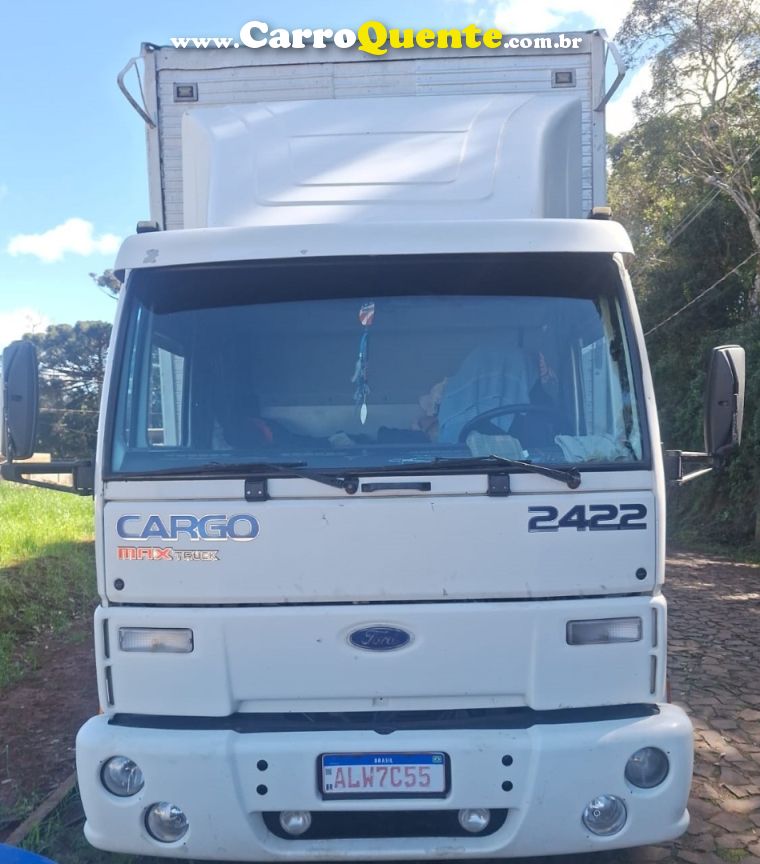 Ford CARGO 2422 CARGO 2422 3-Eixos Baú - Loja