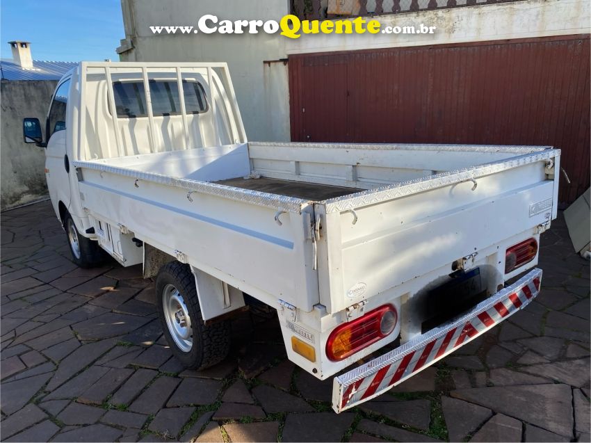 Hyundai HR 2.5 TCI HD LONGO COM CAÇAMBA 4X2 8V 97CV TURBO INTERCOOLER DIESEL 2P MANUAL - Loja