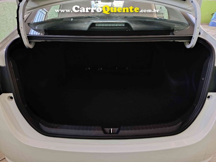 Toyota YARIS 1.5 16V FLEX SEDAN XL MULTIDRIVE - Loja
