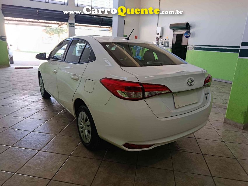 Toyota YARIS 1.5 16V FLEX SEDAN XL MULTIDRIVE - Loja