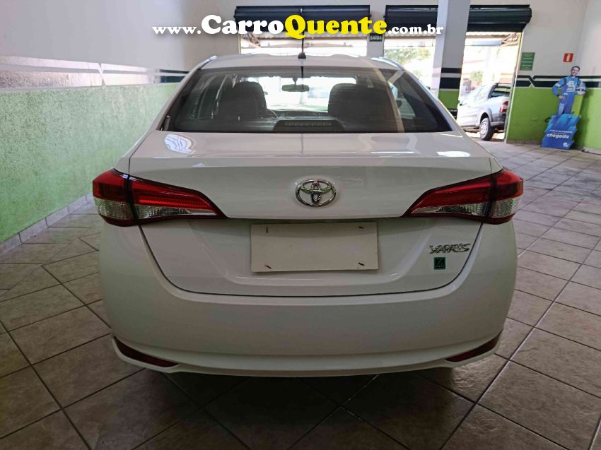 Toyota YARIS 1.5 16V FLEX SEDAN XL MULTIDRIVE - Loja
