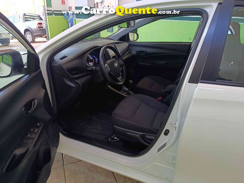 Toyota YARIS 1.5 16V FLEX SEDAN XL MULTIDRIVE - Loja