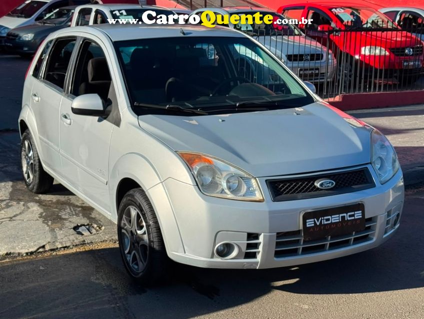 Ford FIESTA 1.6 MPI CLASS HATCH 8V FLEX 4P MANUAL - Loja