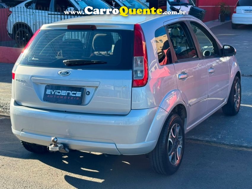 Ford FIESTA 1.6 MPI CLASS HATCH 8V FLEX 4P MANUAL - Loja