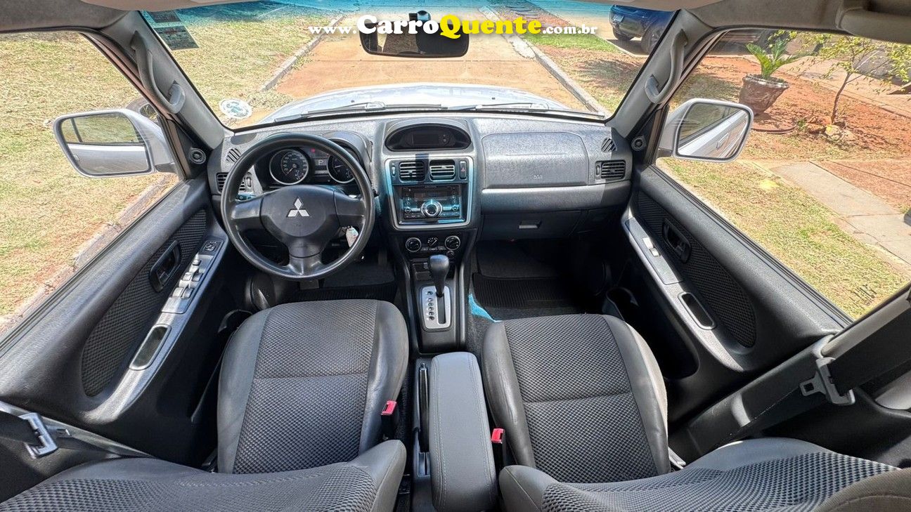 MITSUBISHI PAJERO TR4 2.0 4X2 16V 140CV 2012 - Loja