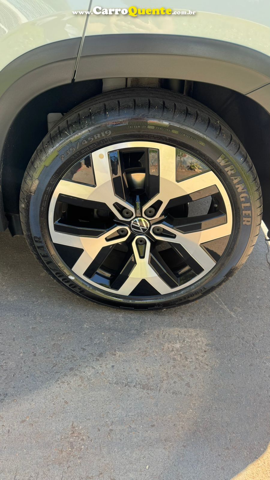 VOLKSWAGEN TAOS 250 TSI HIGHLINE 2024 - Loja