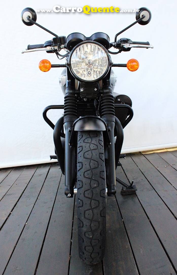 TRIUMPH BONNEVILLE T100 BLACK 900 2020 - Loja