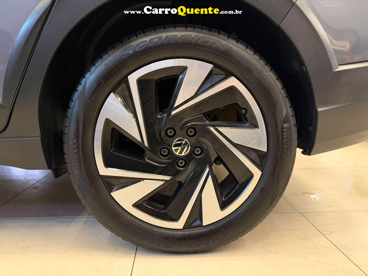 VOLKSWAGEN NIVUS 1.0 200 TSI TOTAL HIGHLINE 2025 - Loja