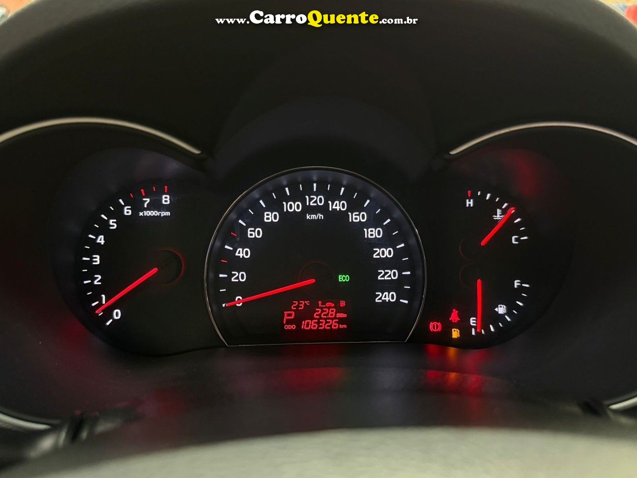 KIA SORENTO 2.4 EX 4X2 16V 2015 - Loja