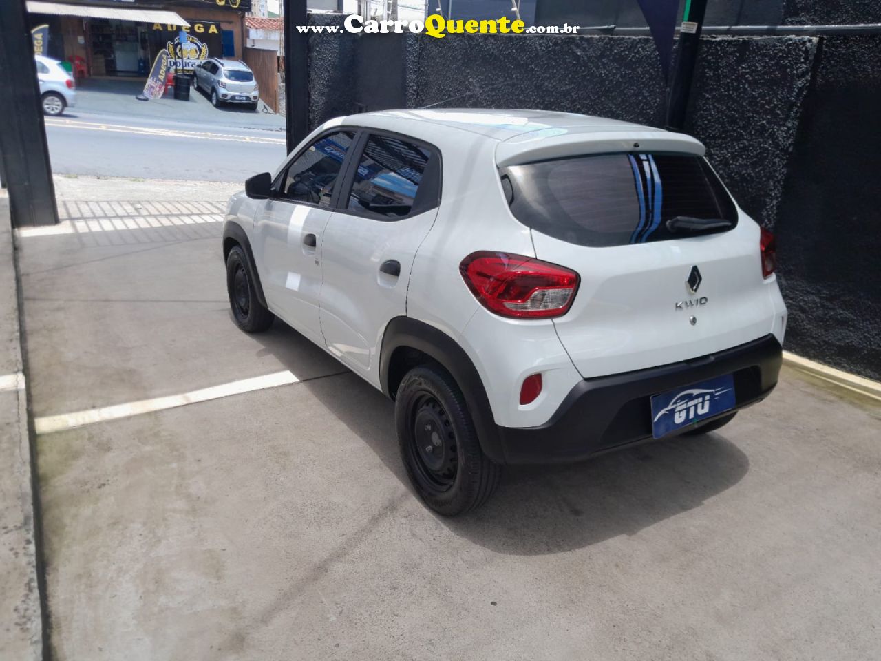 RENAULT   KWID ZEN 1.0 FLEX 12V 5P MEC.   BRANCO 2023 1.0 FLEX - Loja
