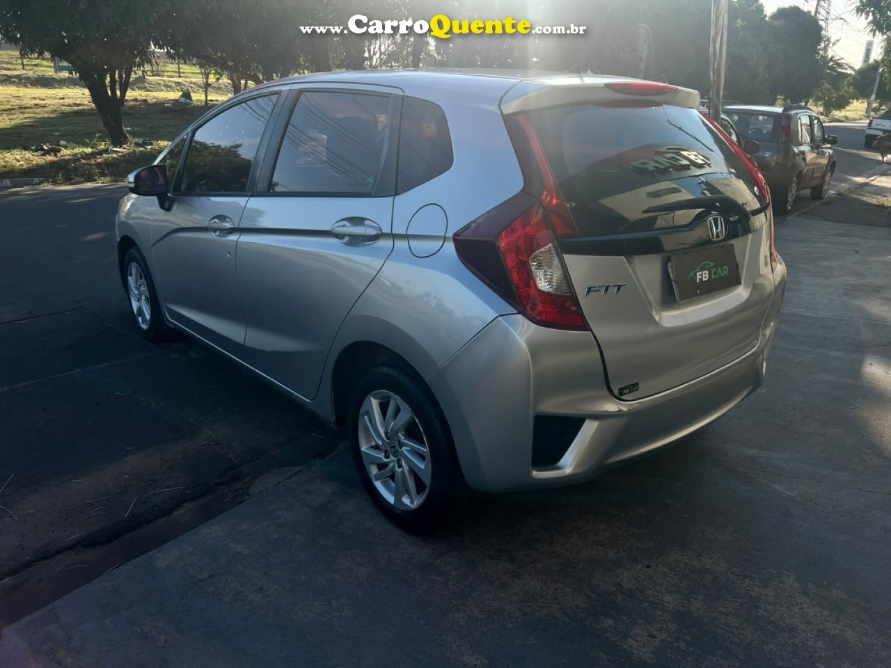 HONDA   FIT LX 1.5 FLEXONE 16V 5P MEC.   PRATA 2017 1.5 FLEX - Loja