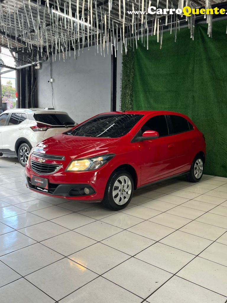 CHEVROLET   ONIX HATCH LT 1.4 8V FLEXPOWER 5P MEC.   VERMELHO 2014 1.4 FLEX - Loja