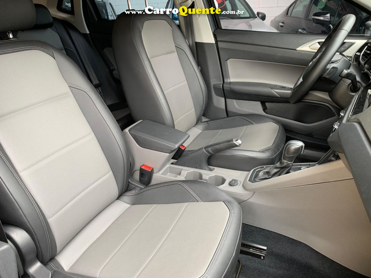 VOLKSWAGEN   POLO HIGHLINE 200 TSI 1.0 FLEX 12V AUT.   CINZA 2020 1.0 FLEX - Loja