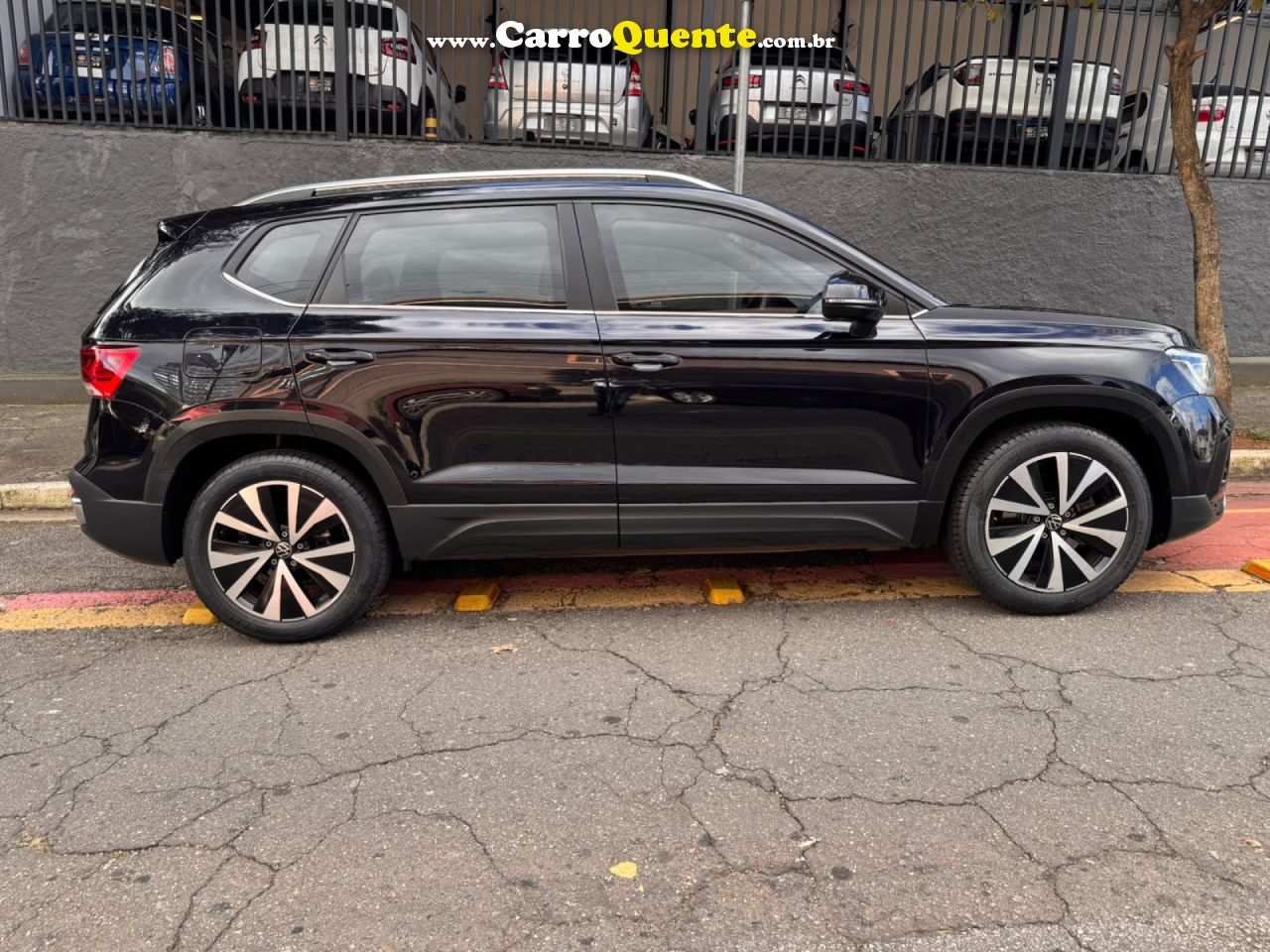 VOLKSWAGEN   TAOS HIGHLINE 1.4 250 TSI FLEX AUT.   PRETO 2022 1.4 FLEX - Loja