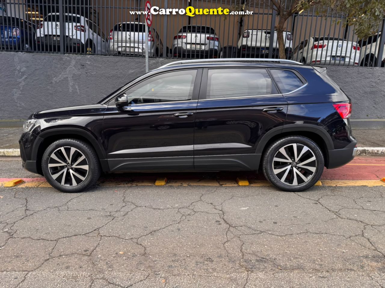 VOLKSWAGEN   TAOS HIGHLINE 1.4 250 TSI FLEX AUT.   PRETO 2022 1.4 FLEX - Loja