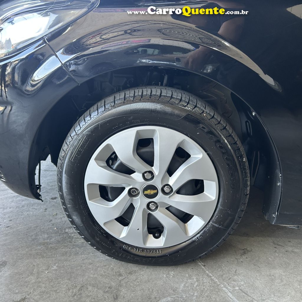 CHEVROLET   ONIX HATCH LT 1.0 8V FLEXPOWER 5P MEC.   PRETO 2019 1.0 FLEX - Loja