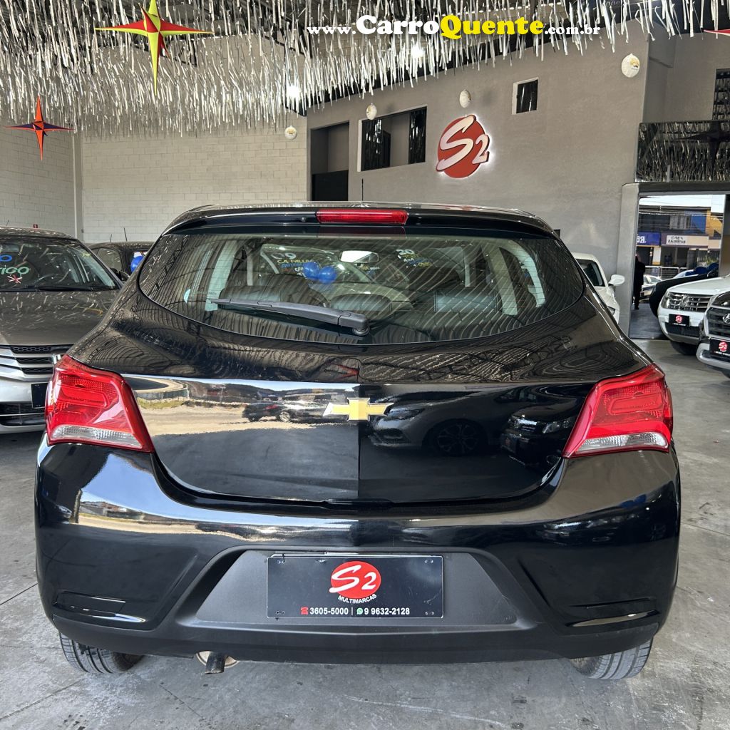 CHEVROLET   ONIX HATCH LT 1.0 8V FLEXPOWER 5P MEC.   PRETO 2019 1.0 FLEX - Loja