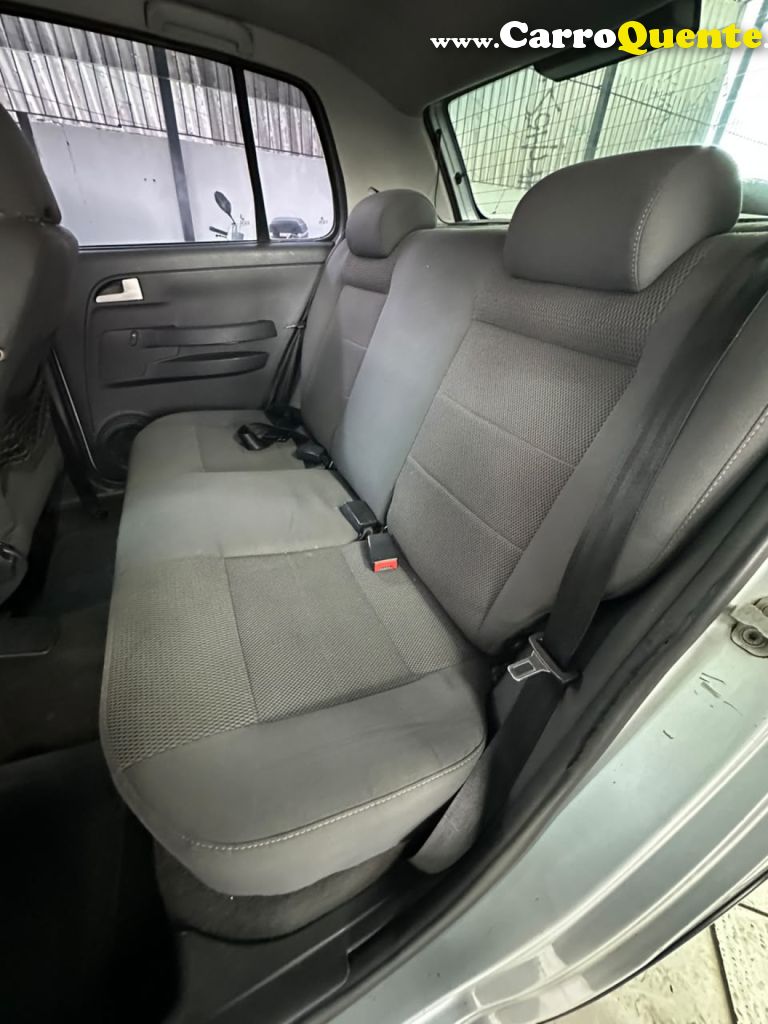 VOLKSWAGEN   CROSSFOX 1.6 MI TOTAL FLEX 8V 5P   PRATA 2007 1.6 FLEX - Loja