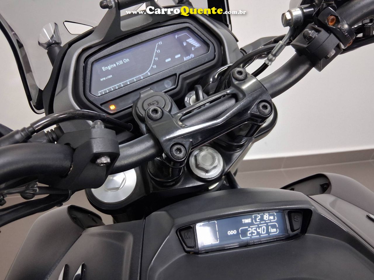 BAJAJ DOMINAR 400 2025 - Loja