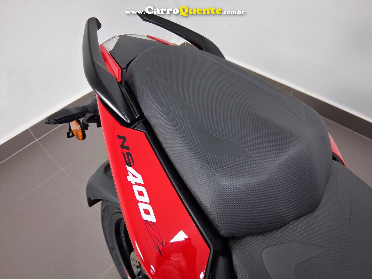 BAJAJ DOMINAR NS400Z ABS 2026 - Loja