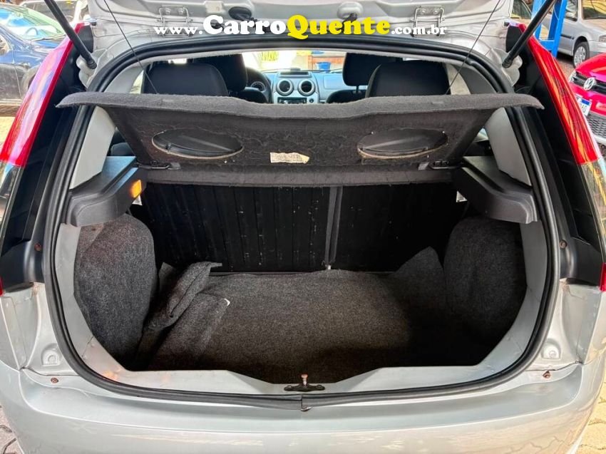 Ford FIESTA 1.6 ROCAM HATCH 8V FLEX 4P MANUAL - Loja