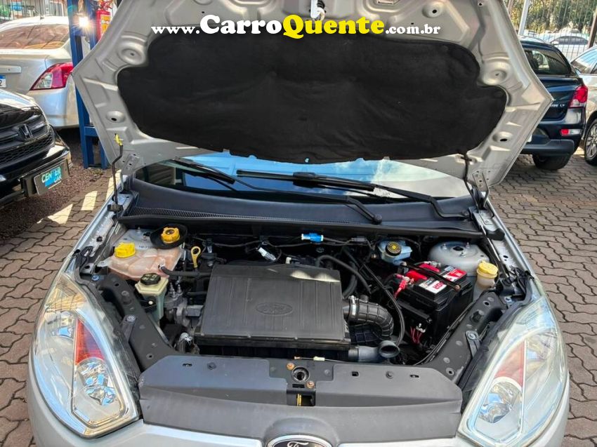 Ford FIESTA 1.6 ROCAM HATCH 8V FLEX 4P MANUAL - Loja