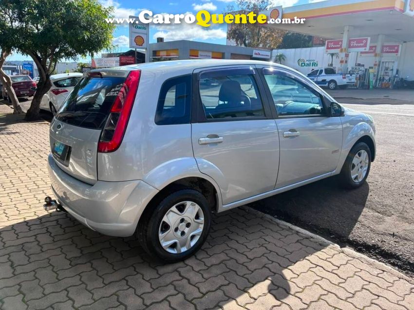 Ford FIESTA 1.6 ROCAM HATCH 8V FLEX 4P MANUAL - Loja